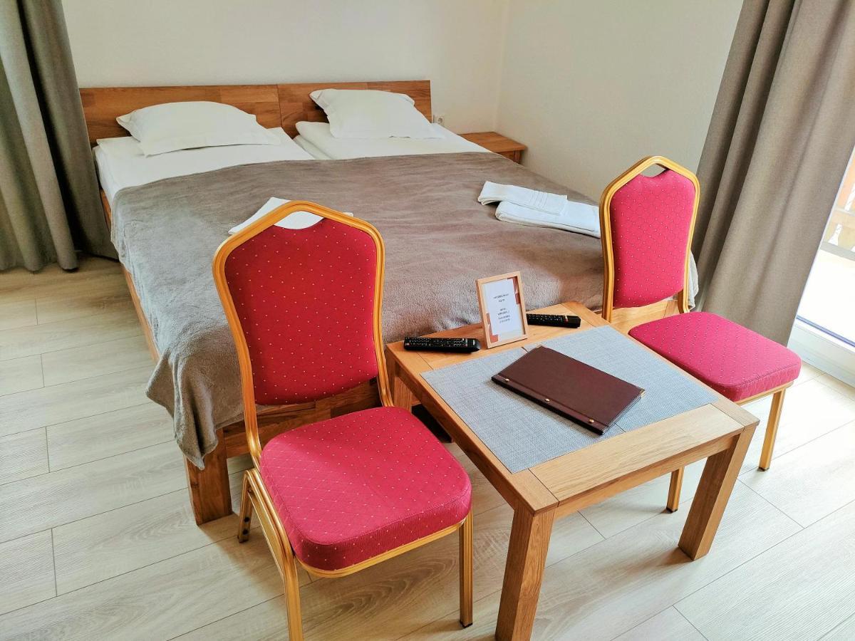 Am Berg Hotel-Restaurant هرتسبرغ آم هارتس المظهر الخارجي الصورة