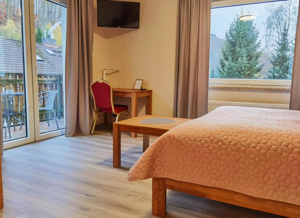 Am Berg Hotel-Restaurant هرتسبرغ آم هارتس المظهر الخارجي الصورة